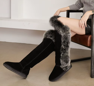 High winter boots in suede and real fox fur