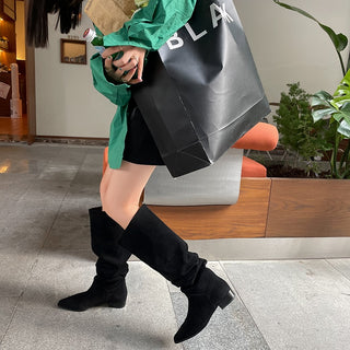 Botas altas y pantorrillas anchas para mujer