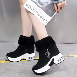 Warm platform ski boots for women