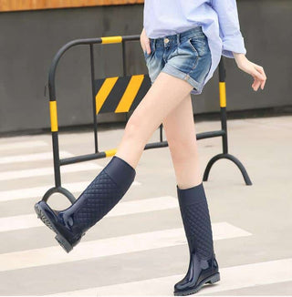 Κομψές και άνετες γαλότσες για γυναίκες