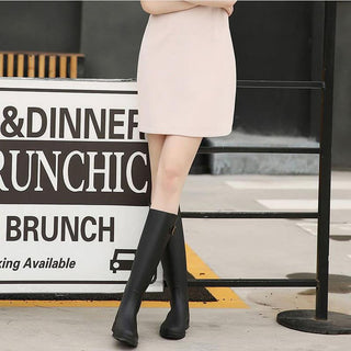 Black rubber boots for women