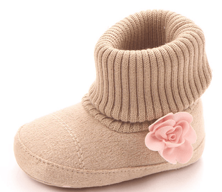 Beige ponožkové boty pro holčičku