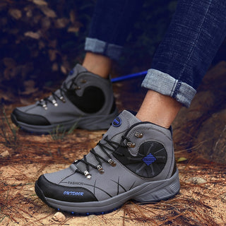 Botas de senderismo altas resistentes