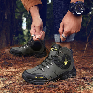 Botas de senderismo altas resistentes