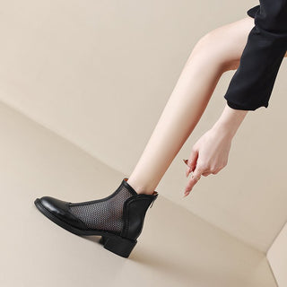 Flat mesh women's boots