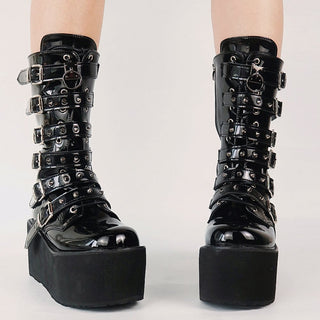 Gothické boty z černého lakovaného materiálu s tlustou platformou