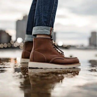 Bottes vintage marron à lacets en cuir fendu pour homme