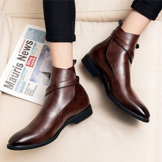 Stivali classici da uomo con cinturino con fibbia