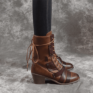Bottines vintage à lacet et petit talon